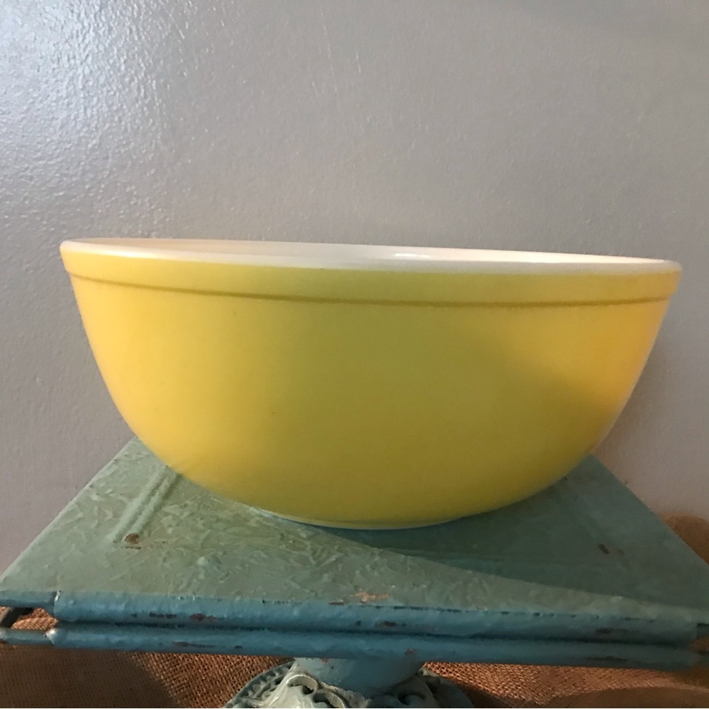 Vintage large yellow bowl just like your grandma had.